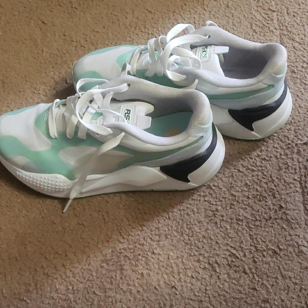 Puma Womens Sneakers in Mint and White - Picture 4 of 8